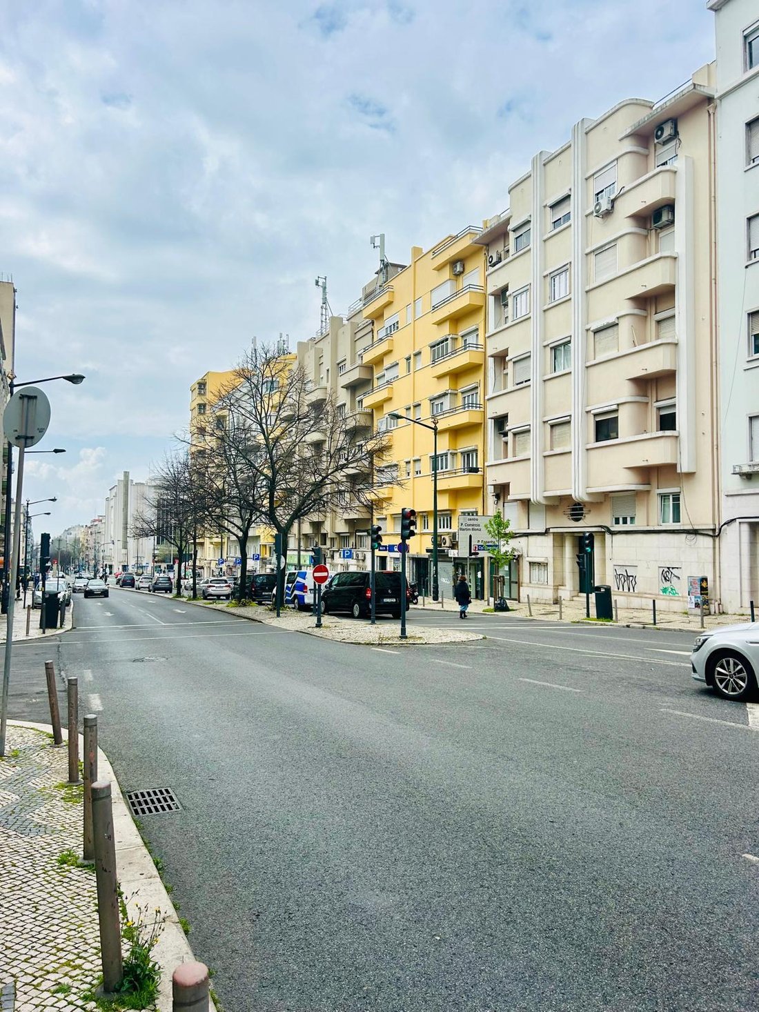 Condo in Areeiro, Lisbon, Portugal 1 - 15991023