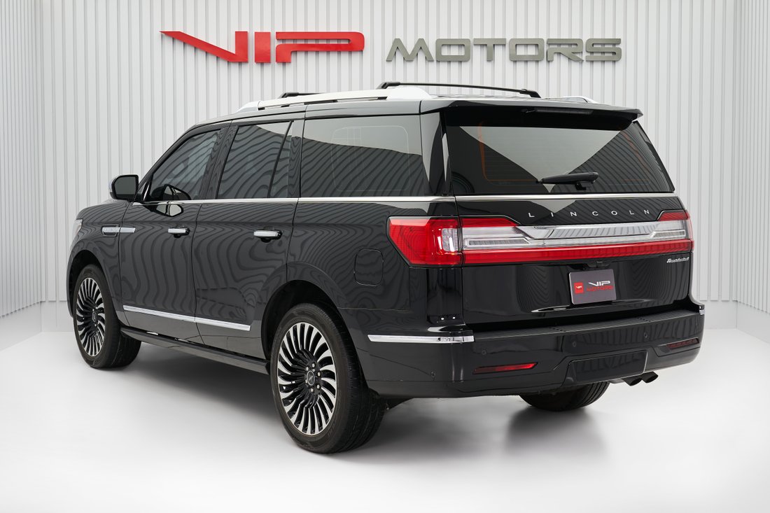 Suv in Dubai, Dubai, United Arab Emirates 4 - 15991903