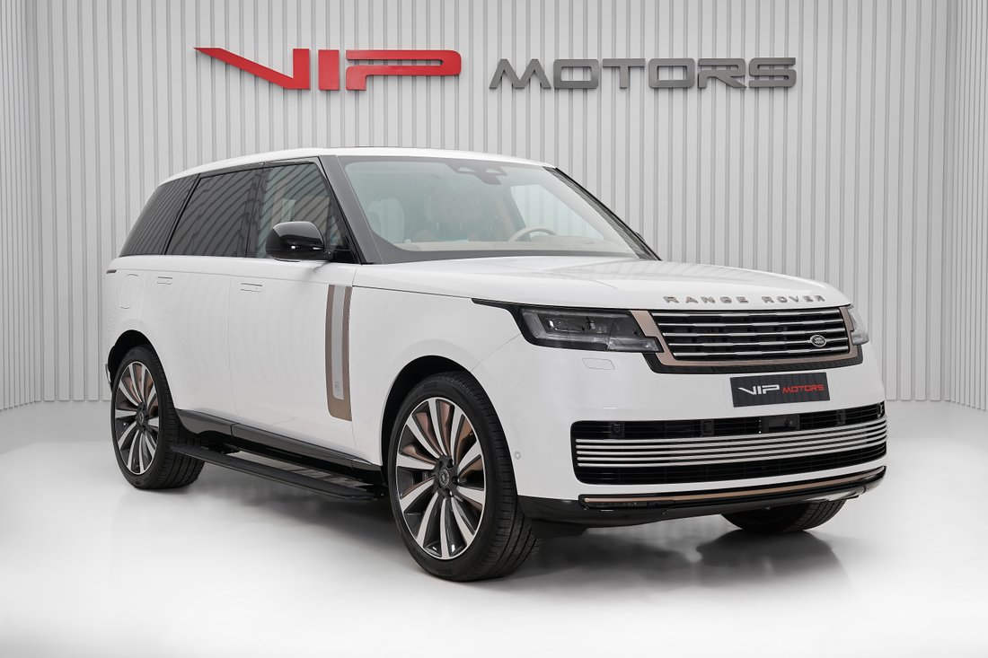 Suv in Dubai, Dubai, United Arab Emirates 1 - 15991688