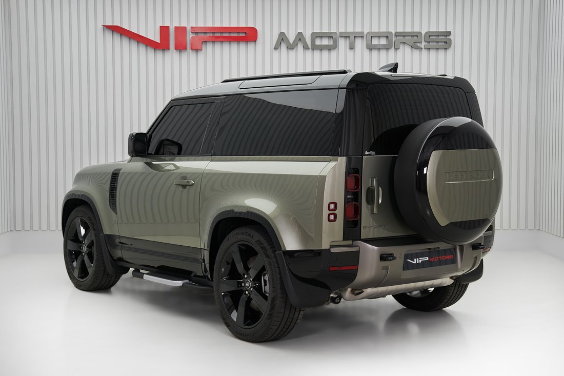 Suv in Dubai, Dubai, United Arab Emirates 4 - 15991815