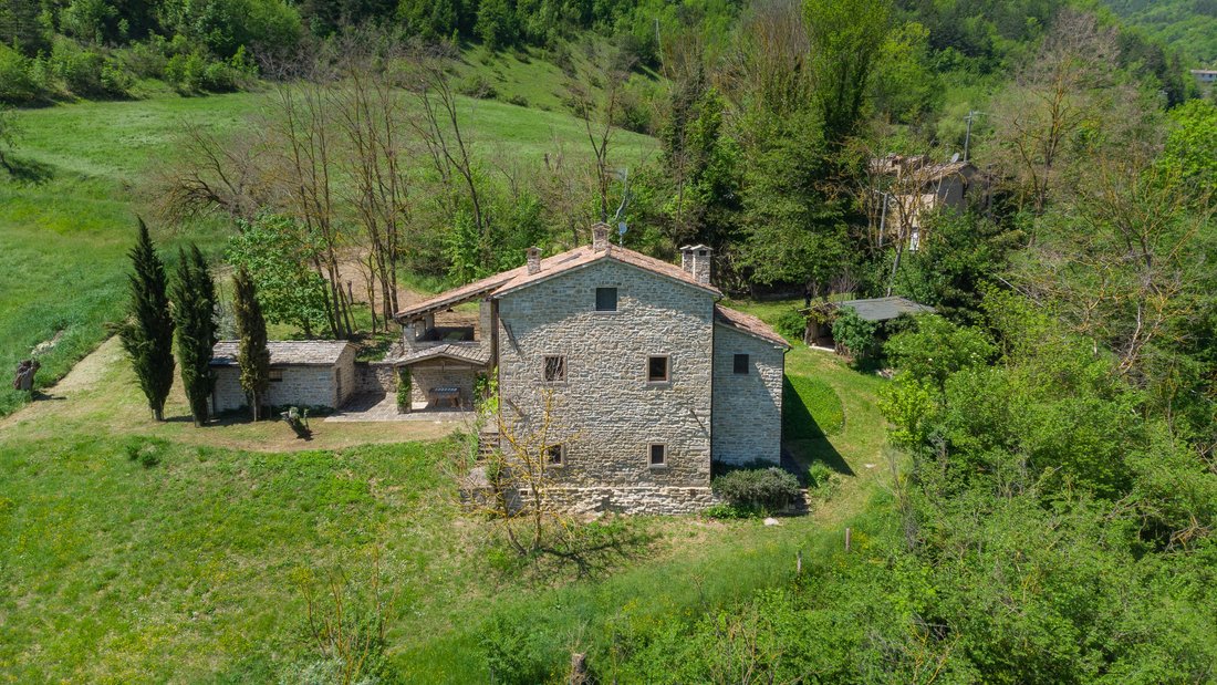 Country House in Santa Sofia, Emilia-Romagna, Italy 4 - 12889594