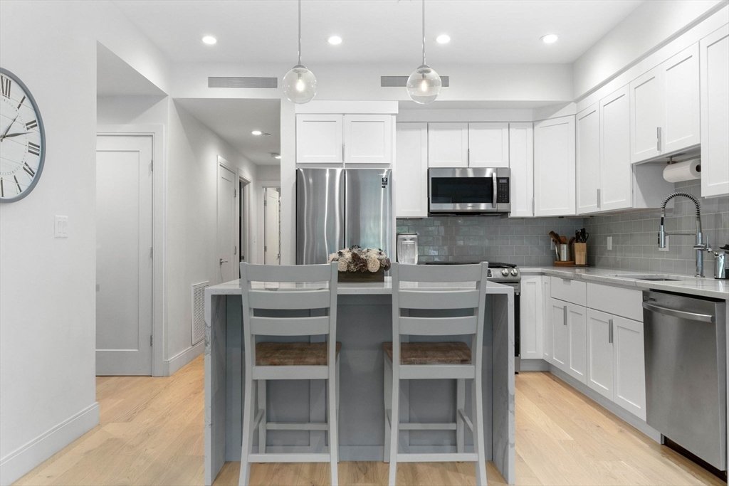 Condo in Boston, Massachusetts, United States 4 - 15994373