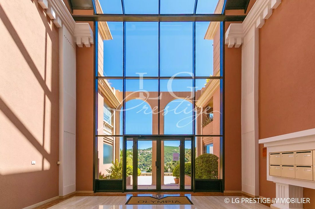 Apartment in Théoule-sur-Mer, Provence-Alpes-Côte d'Azur, France 4 - 15992443