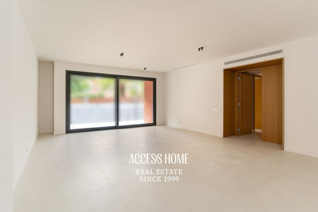 Apartment in Eixample, Barcelona, Spain 3 - 15992713