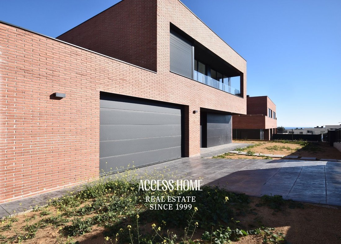 House in Mataro, Catalonia, Spain 1 - 15992801