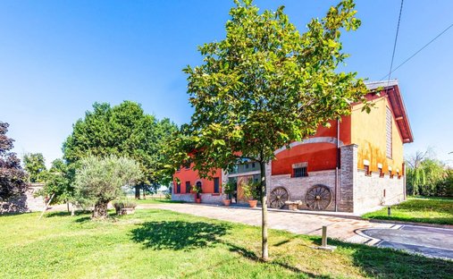 House in Parma, Emilia-Romagna, Italy 1