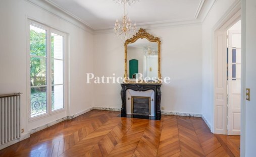 Castle for Sale in Auxerre, Bourgogne-Franche-Comté, France