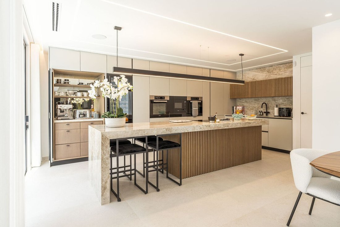 House in Puerto Banus, Marbella, Spain 3 - 15992721