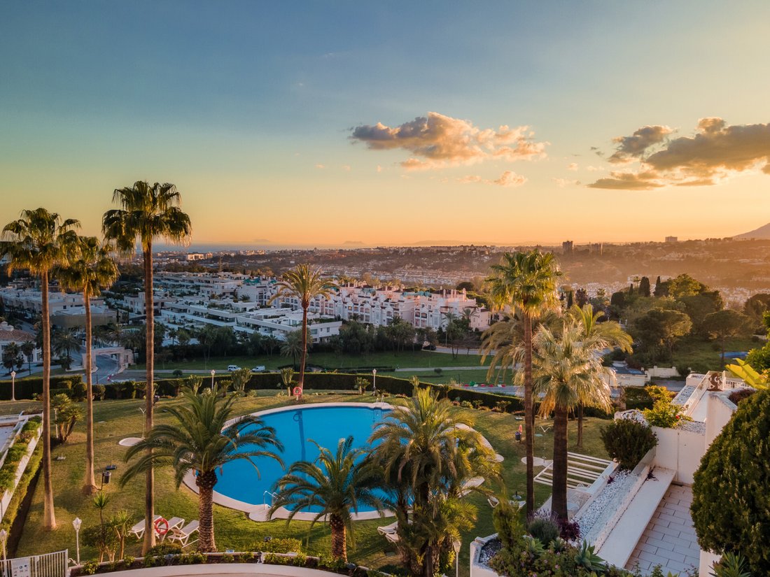Apartment in Marbella, Andalusia, Spain 4 - 15993817