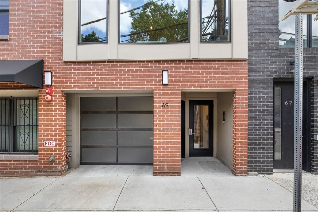 Condo in Boston, Massachusetts, United States 1 - 15994373