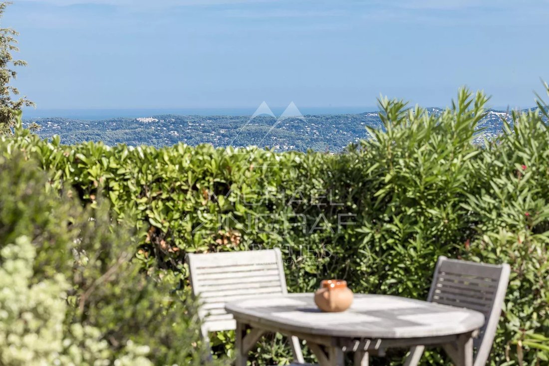 House in Les Termes, Mandelieu-la-Napoule, France 3 - 15992703