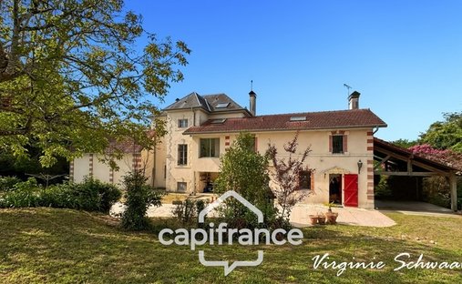 Castle for Sale in Peyrehorade, Nouvelle-Aquitaine, France
