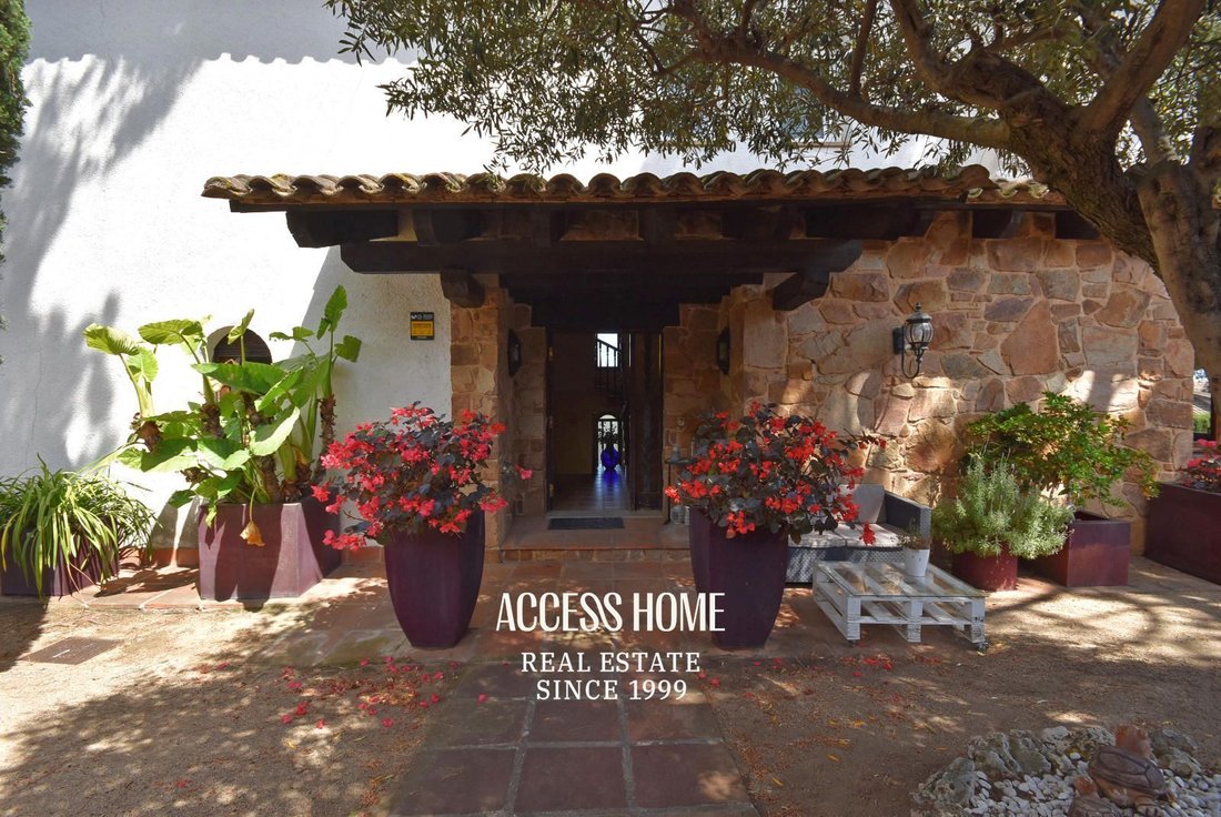 House in Vilassar de Dalt, Catalonia, Spain 2 - 15992805