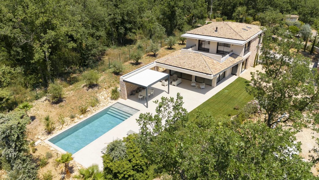 Villa in Tourrettes, Provence-Alpes-Côte d'Azur, France 1 - 13968809