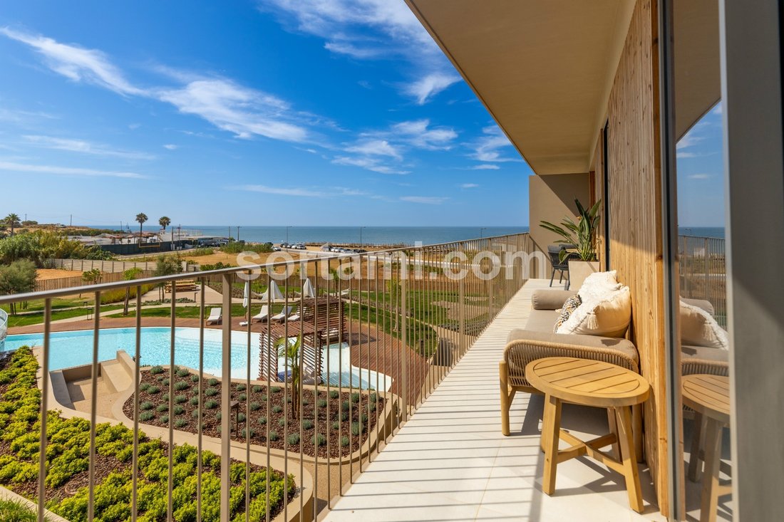 Apartment in Quarteira, Algarve, Portugal 1 - 15993824
