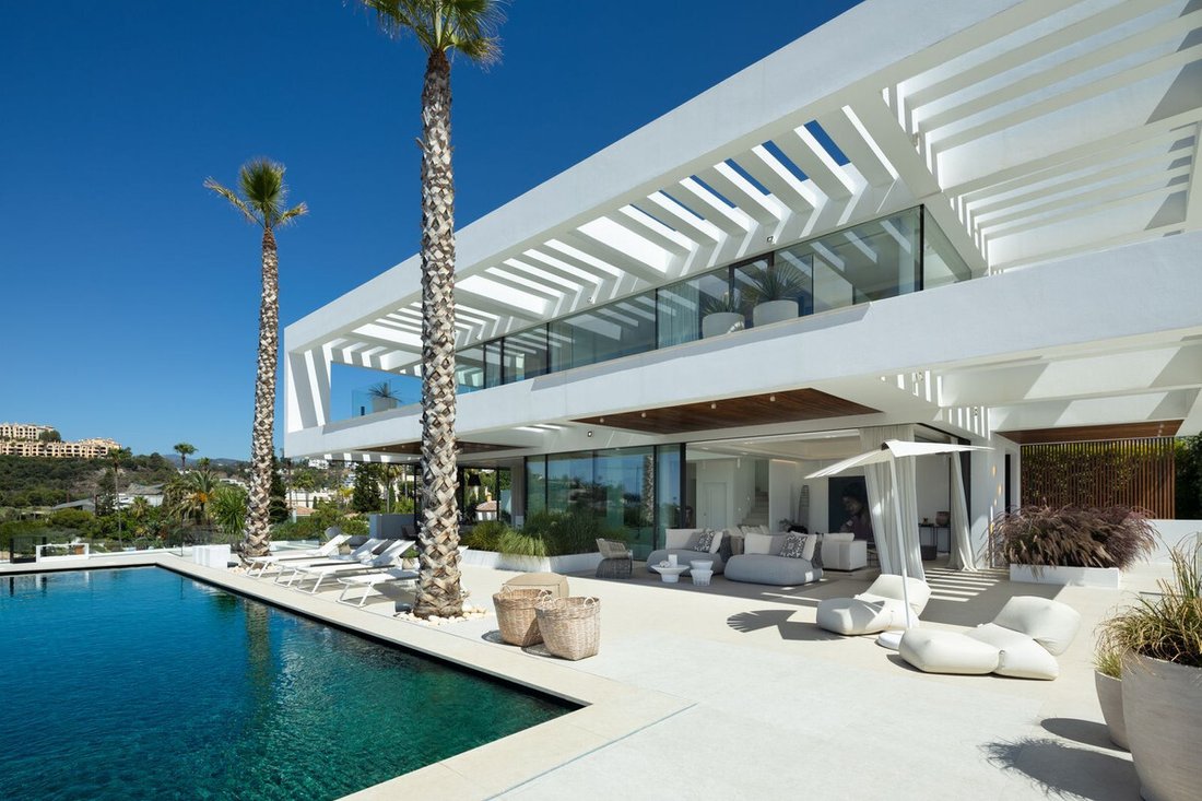 House in La Quinta, Benahavis, Andalusia 1 - 15992654
