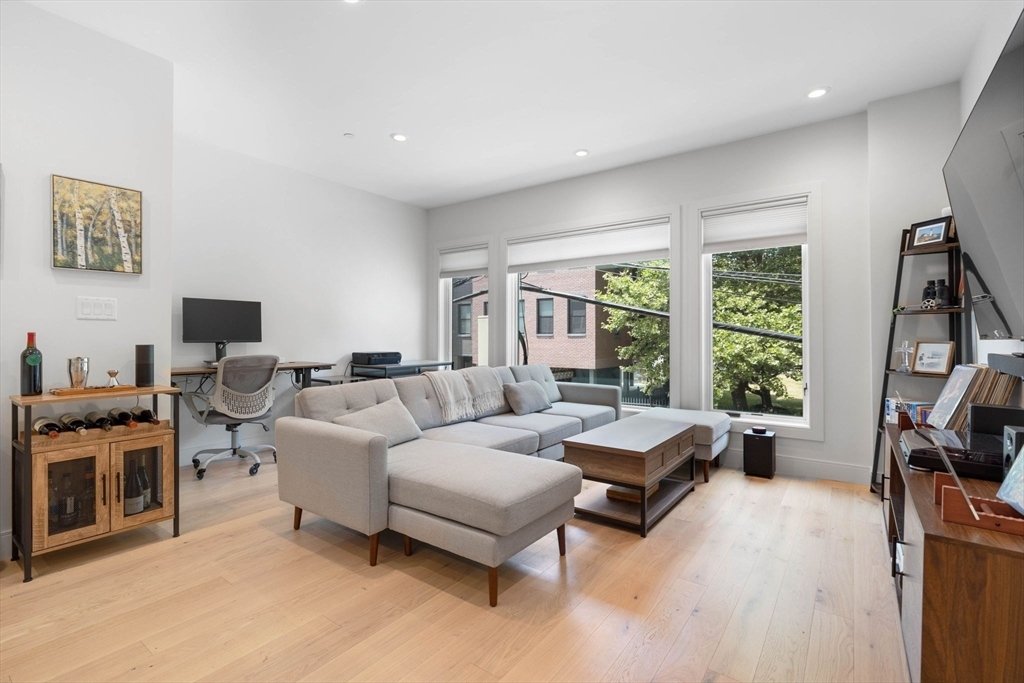 Condo in Boston, Massachusetts, United States 2 - 15994373