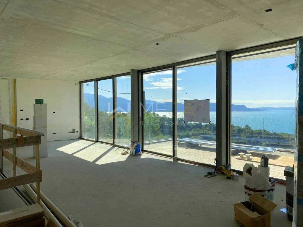 Villa in Gardone Riviera, Lombardy, Italy 3 - 14995972