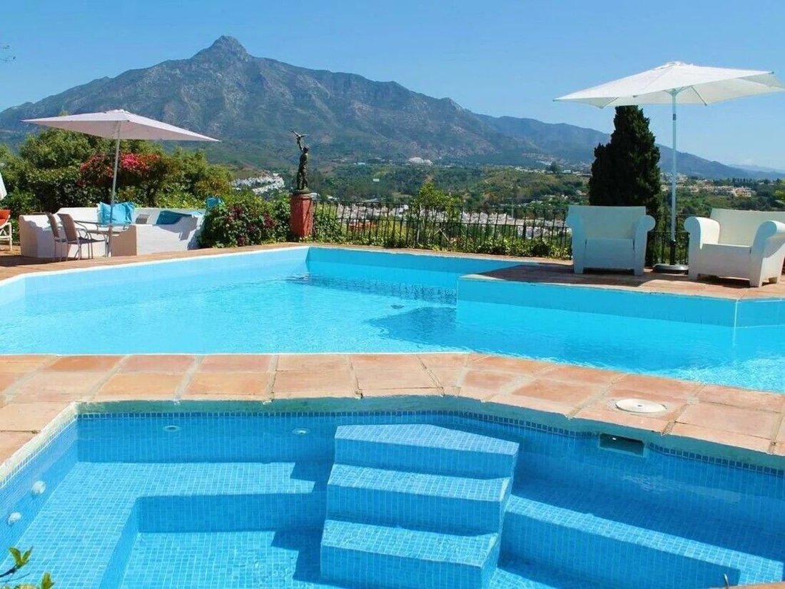 Villa a Nueva Andalucía, Marbella, Spagna 1 - 15993712