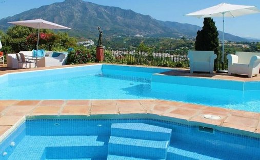 Villa in Nueva Andalucia, Marbella, Spain 1
