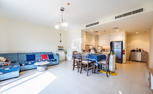 Townhouse in Dubai South Golf District, Dubai, United Arab Emirates 1