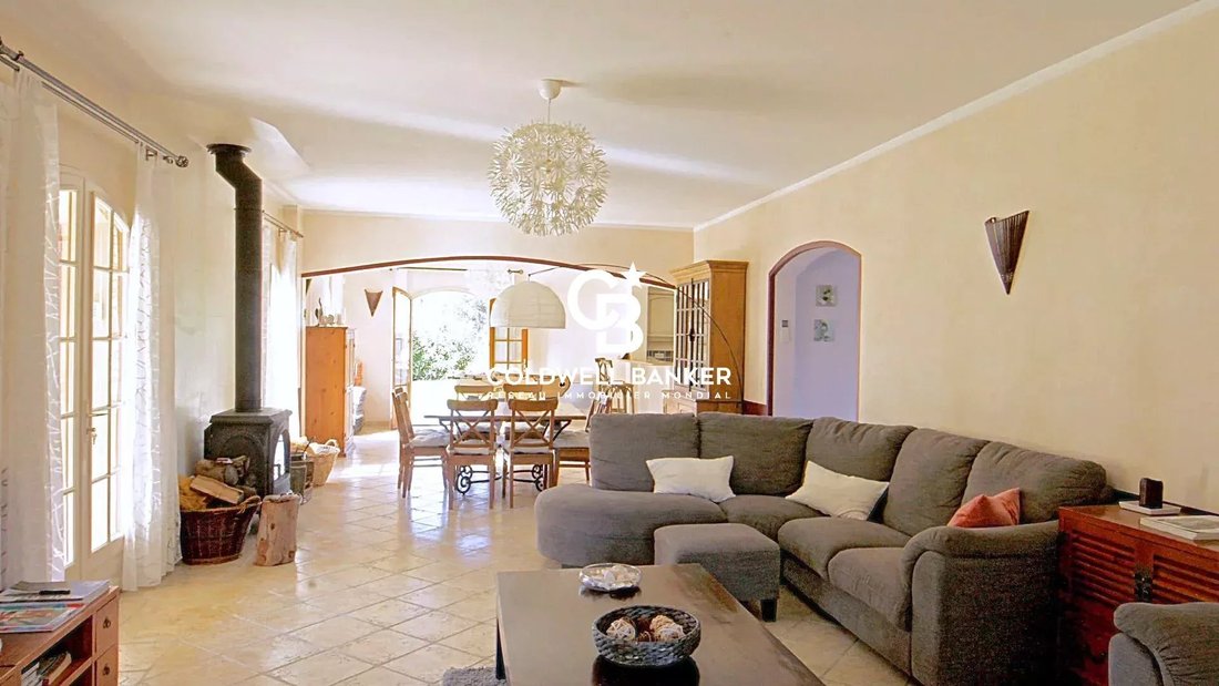 House in La Môle, Provence-Alpes-Côte d'Azur, France 3 - 15036294