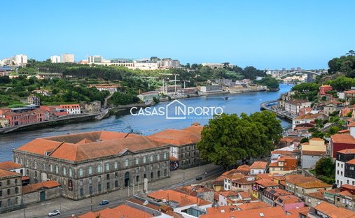 Apartment in Cedofeita, Santo Ildefonso, Se, Miragaia, Sao Nicolau e Vitoria, Porto District, Portugal 1