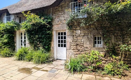 House in Erdeven, Brittany, France 1