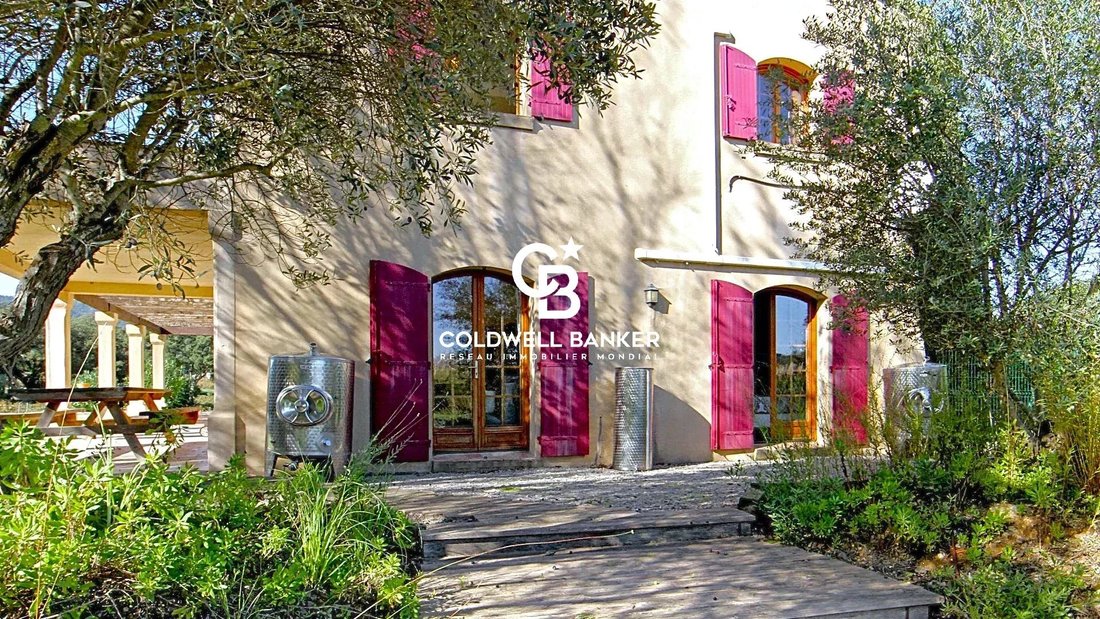 House in La Môle, Provence-Alpes-Côte d'Azur, France 5 - 15036294