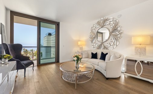 Co Op in Santa Monica, California, United States 1