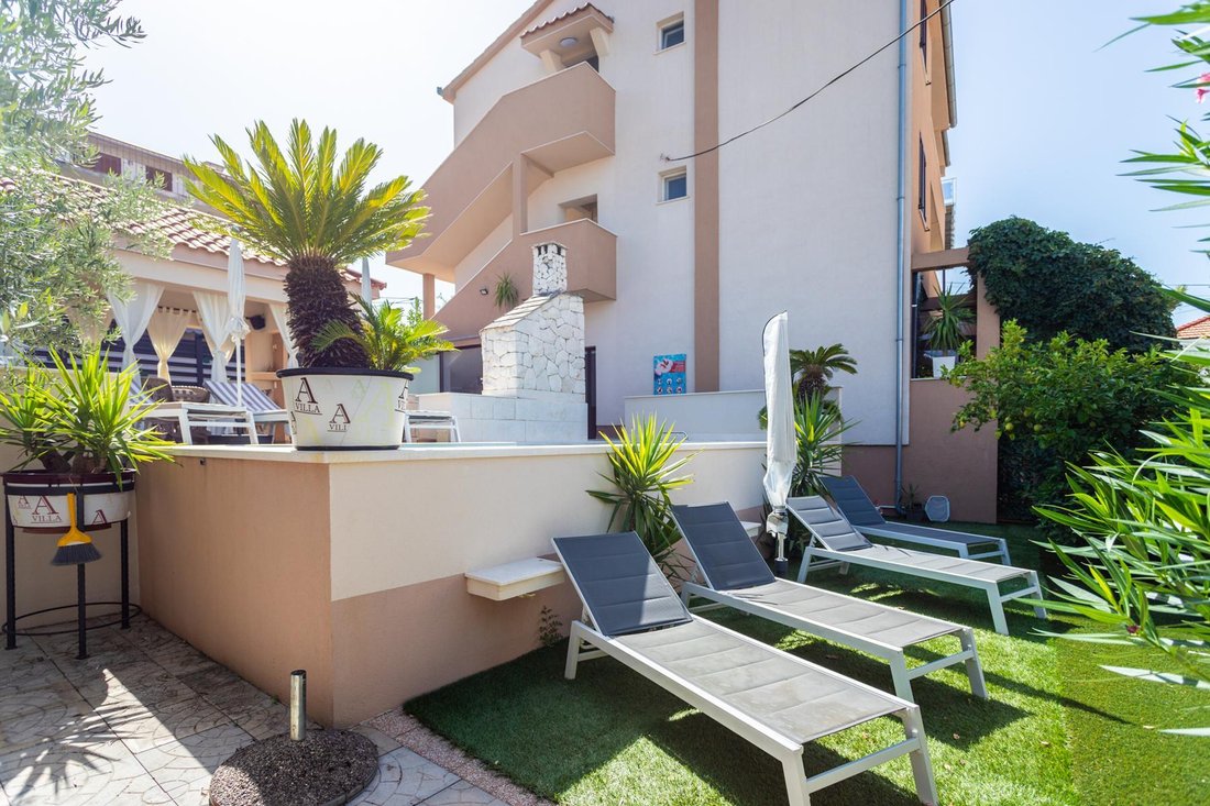 Villa in Okrug Gornji, Split-Dalmatia County, Croatia 5 - 15993679