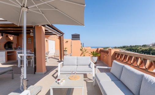 Penthouse in Casares, Andalusia, Spain 1
