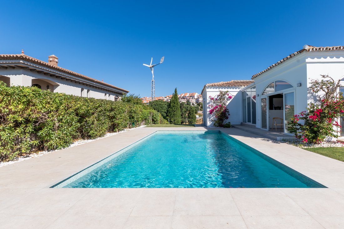 Villa in Manilva, Andalusia, Spain 2 - 15992148