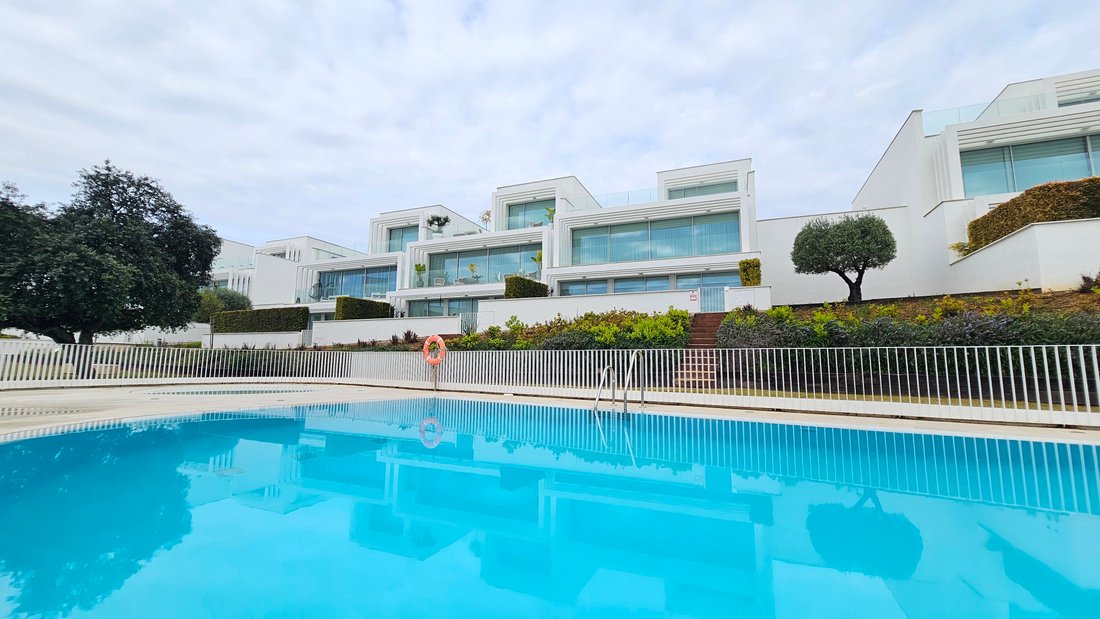 Townhouse in Sotogrande, San Roque, Andalusia 1 - 15992247