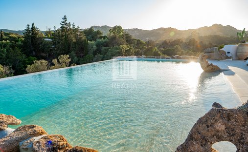 Villa in Liscia di Vacca, Sardinia, Italy 1