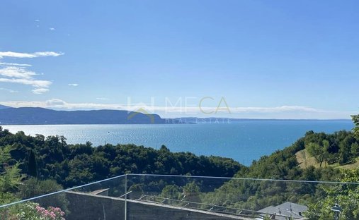 Villa en Gardone Riviera, Lombardía, Italia 1