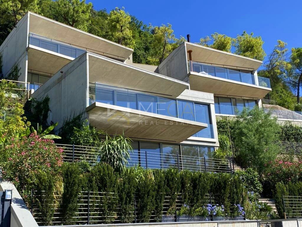 Villa in Gardone Riviera, Lombardy, Italy 2 - 14995972