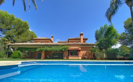 Villa in Sierra Blanca, Marbella, Spain 1