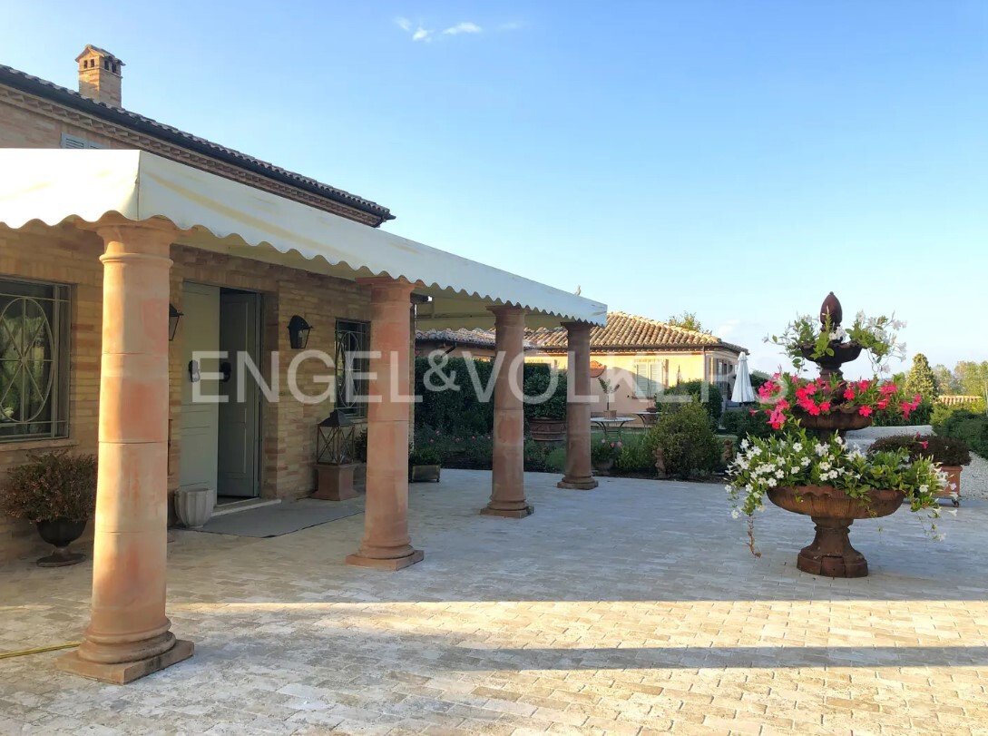 Country House in Montefano, Marche, Italy 5 - 15996719