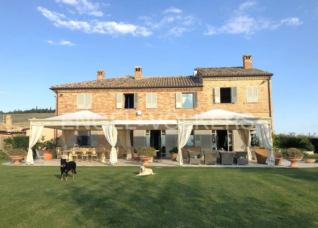 Country House in Montefano, Marche, Italy 4 - 15996719