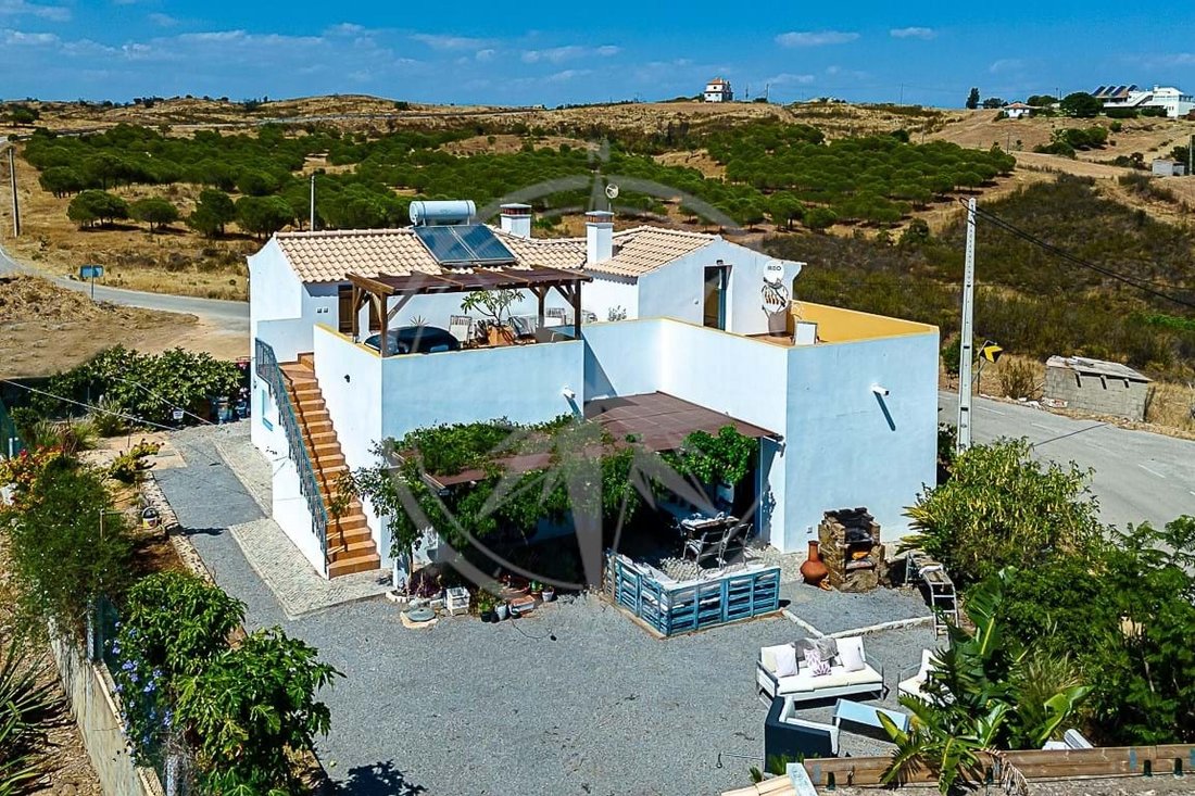 Villa in Conceicao e Cabanas de Tavira, Algarve, Portugal 1 - 15996786