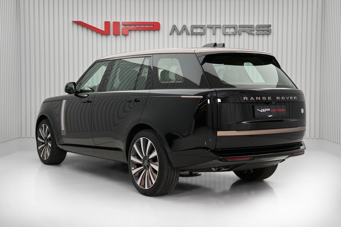 Suv in Dubai, Dubai, United Arab Emirates 4 - 15997005