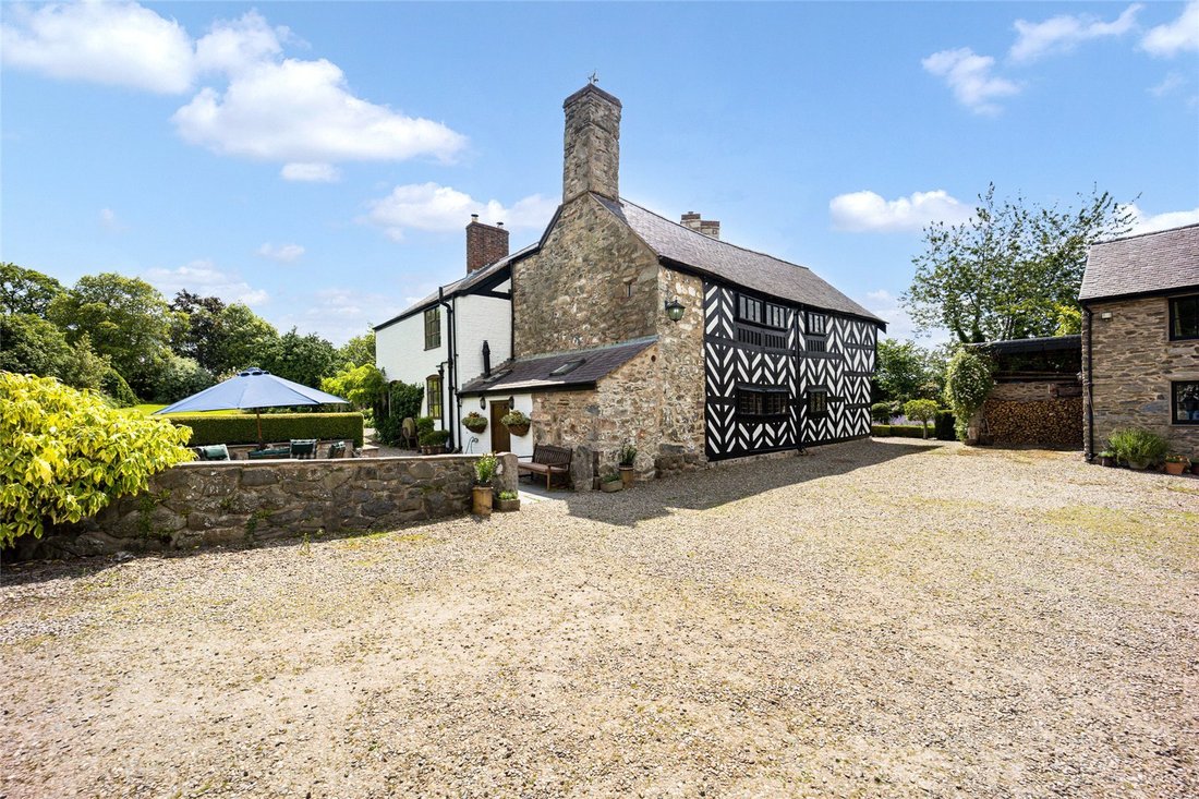 House in Llangynhafal, Wales 2 - 15770744