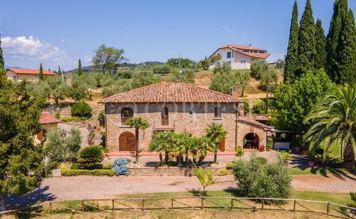 Villa in Giovi-Puglia-Catona, Arezzo, Tuscany 1