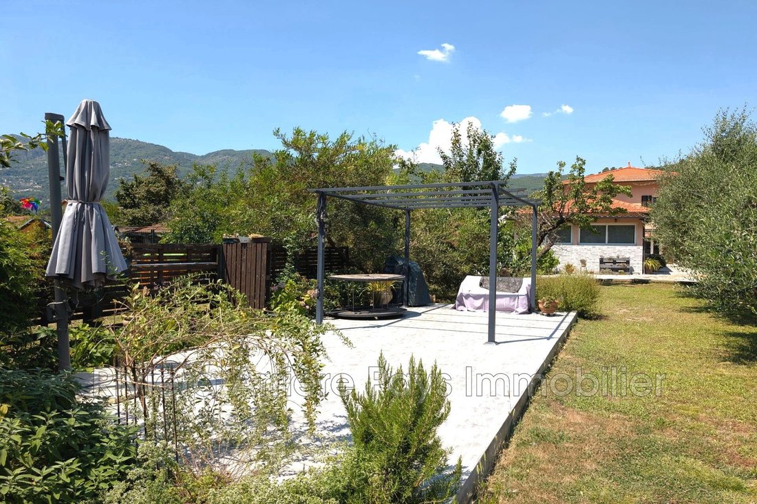 Villa in Saint-Martin-du-Var, Provence-Alpes-Côte d'Azur, France 4 - 15997727