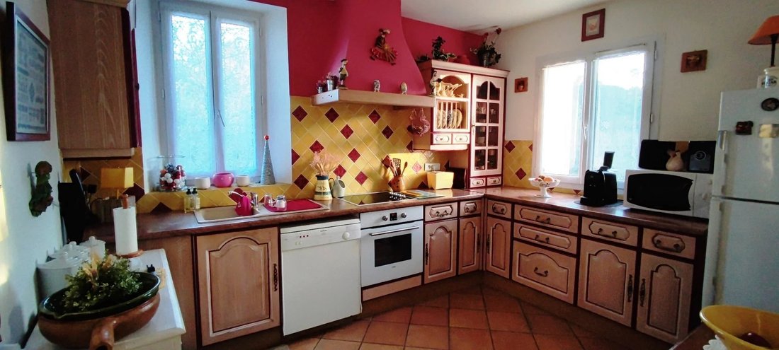 Villa in Carcès, Provence-Alpes-Côte d'Azur, France 2 - 15997595