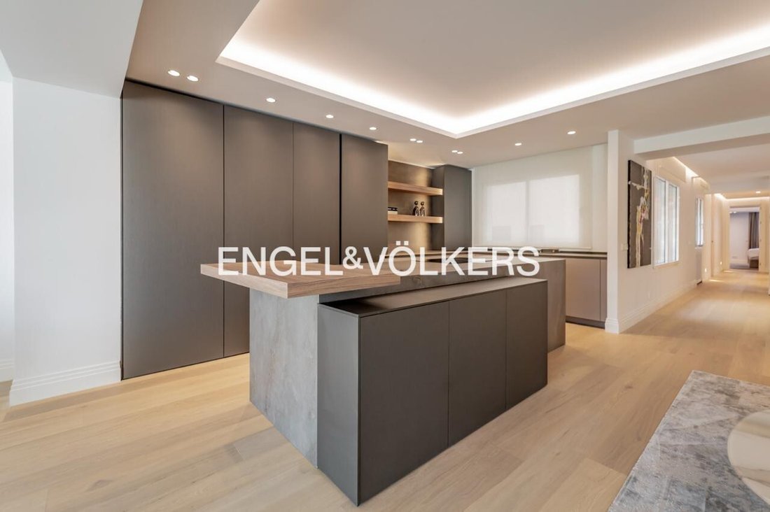 Apartment in Barrio Salamanca, Madrid, Spain 2 - 13440625