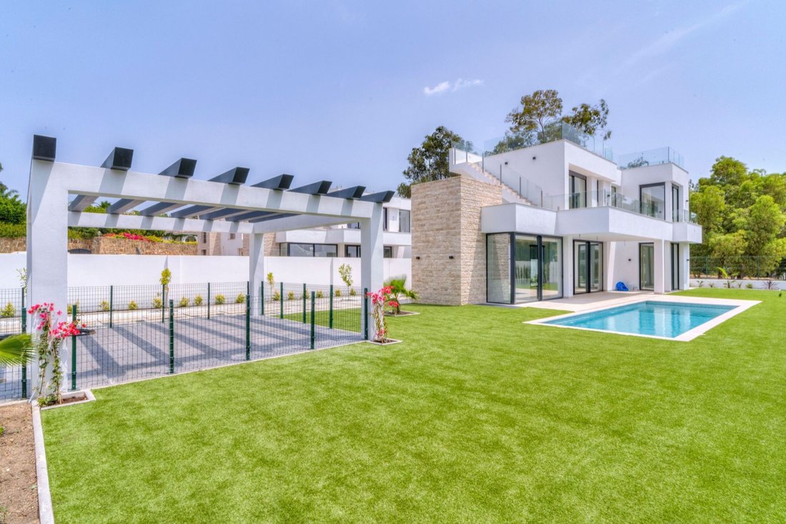 Villa en Atalaya Isdabe, Estepona, Andalucía 3 - 15998714