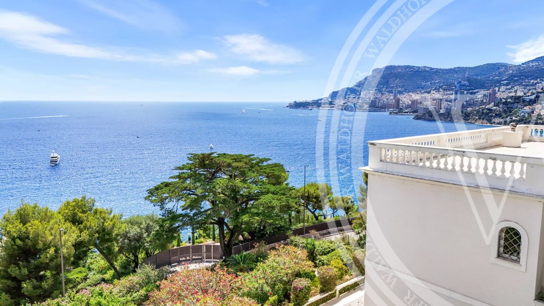 Villa in Cap Martin, Roquebrune-Cap-Martin, France 2 - 15992697