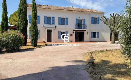 Country House in Sarraire, Solliès-Pont, France 1